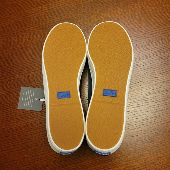 Rifle Paper x Keds Vintage Blossoms Triple Decker Sneaker - Picture 4 of 6